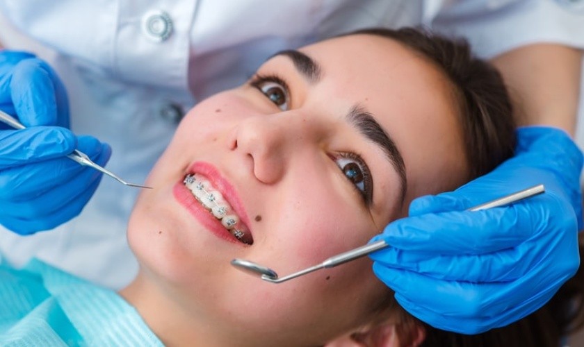 Chi phí niềng răng tùy thuộc vào nha khoa