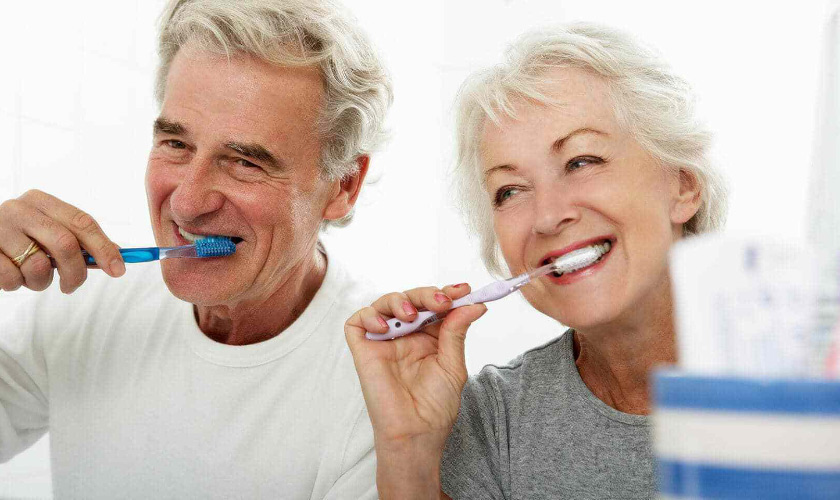 Maintain proper oral care before and after implant placement according to the doctor's instructions