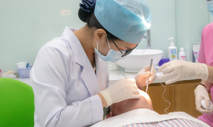 After dental implant placement, periodic examinations is required(3-6 months) for optimum dental protection