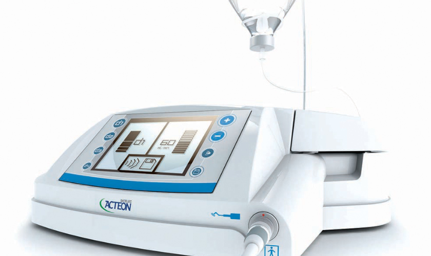 Piezotome ultrasonic surgery unit giving rapid, painless surgery
