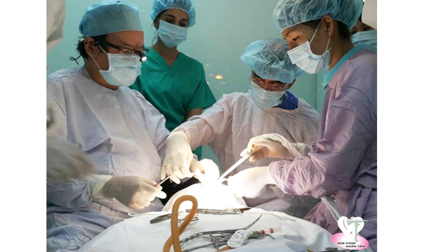 The implant placement procedure at Nhan Tam Dental