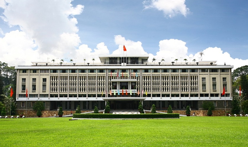Discover Vietnam