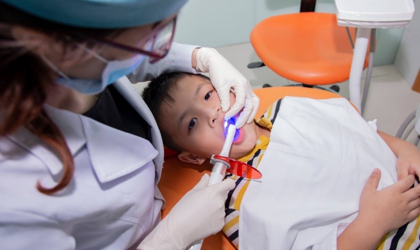 Tạo thói quen thăm khám răng miệng định kỳ cho trẻ