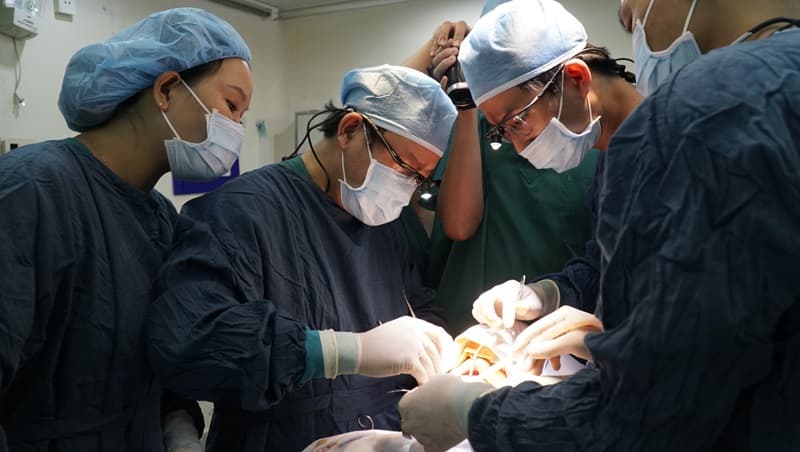 implant surgery