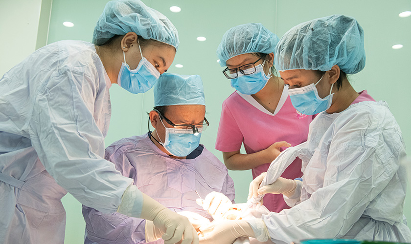 A professional, experienced doctor will help you correctly, safely, and painlessly place an implant