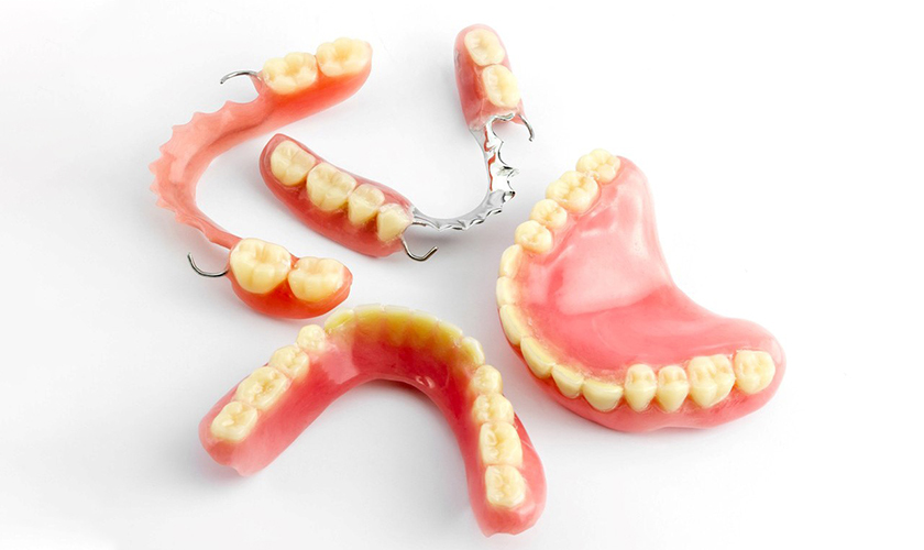Removable dentures