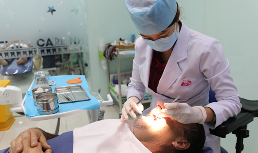 Điều trị hôi miệng tại Nha khoa Nhân Tâm