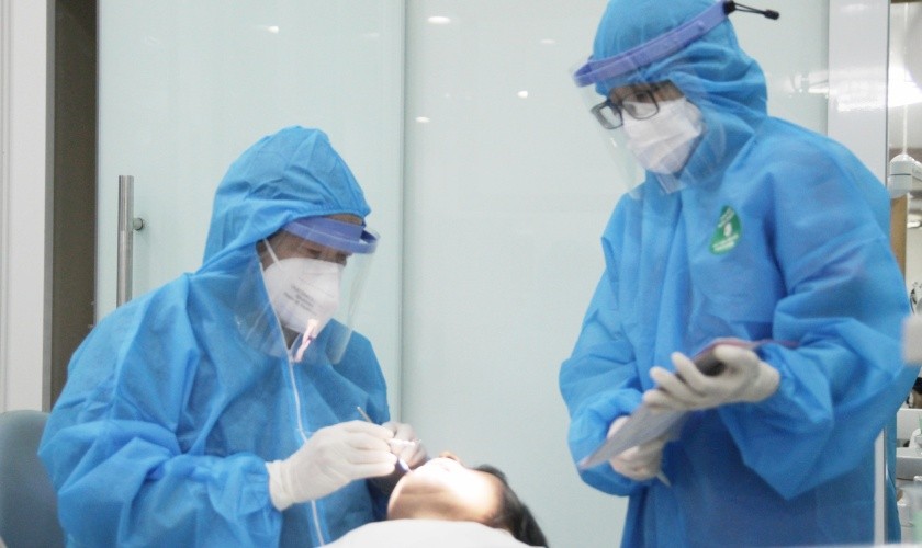 Nhổ Tooth khôn với bác sĩ giỏi, giàu kinh nghiệm Nhổ Tooth khôn với bác sĩ giỏi, giàu kinh nghiệm