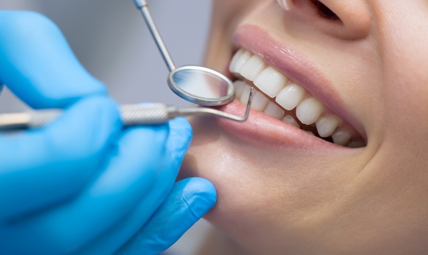 Cosmetic Porcelain Crown in Vietnam: The Ultimate Smile Transformation 4 The Cosmetic Crown Procedure in Vietnam