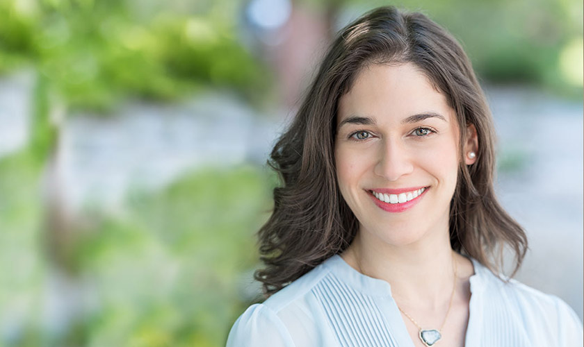Hình: When should you get porcelain crowns?