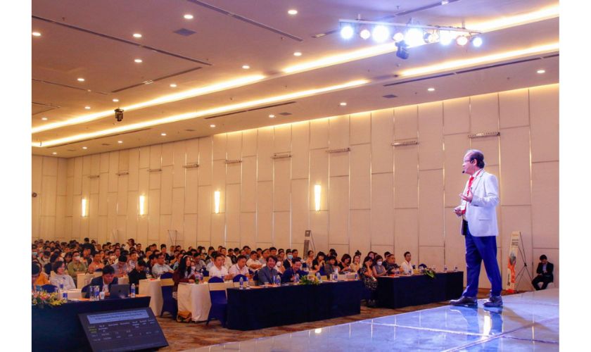 Ngày đầu tiên Workshop Graftless Solutions In Implant Full Mouth Rehabilitation